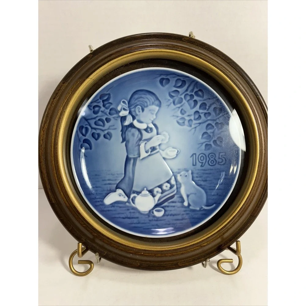 Vintage Bing & Grondahl Barnets Dag Children's Day Plates 1985 Denmark Case